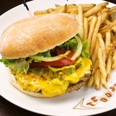 TEDDY'S BIGGER BURGERS 原宿表参道店