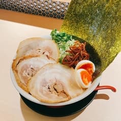 鮨らぁー麺 釣りきん 横浜ドリームランド