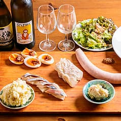 トレジャーリバーブックカフェ TREASURE RIVER book cafe