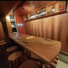 梁家 小酒館