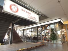 ワイン スタンド バジル WINE STAND BASIL みなとみらい東急スクエア クイーンズスクエア横浜