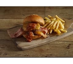 44APARTMENT ダブルフォーアパートメント 多摩センター店