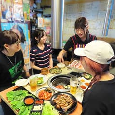 王豚足家 おうとんそくや