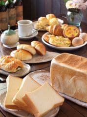Bakery cafe COPPET ベーカリー カフェ コペ