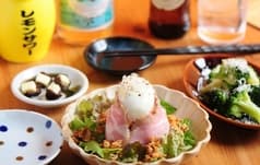 肉の八十二食堂 まるい