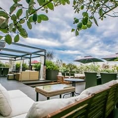 RED ROOM roof top and grill レッドルーム ルーフトップ&グリル