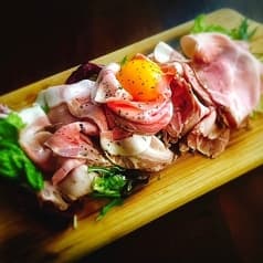鉄板串 燻製 MOKU 大森店