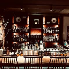 アンバー &Bar