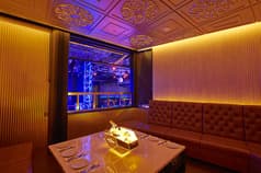 R3 CLUB LOUNGE アールスリークラブラウンジ