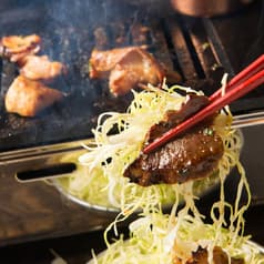 焼肉×ホルモン×居酒屋 稲田堤肉流通センター