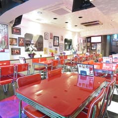 漫画ギャラリーCAFE オカオカ