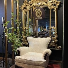 the Shree5 Lounge ザ スリーパンチ ラウンジ