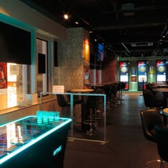 アミューズメントバー BASE2新宿店