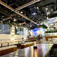 ピカリエリゾート本店