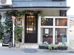 cinnamon cafe シナモンカフェ