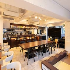Social Cafe & Bar OnOkuri オンオクリ