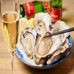 生牡蠣と極み牛タン RAKUGAKI 関内店