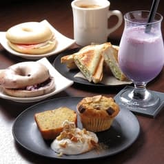 REGAS CAFE LOUNGE レガスカフェラウンジ