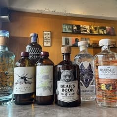 オルタナティブラウンジ