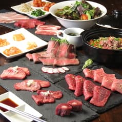 炭火焼肉 七厘亭